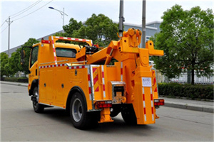 驿城高速路拖车费